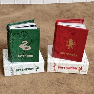 Harry Potter Tiny Book set  (2 books)